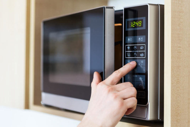 these-are-the-breaks-why-your-microwave-keeps-tripping-your-circuit